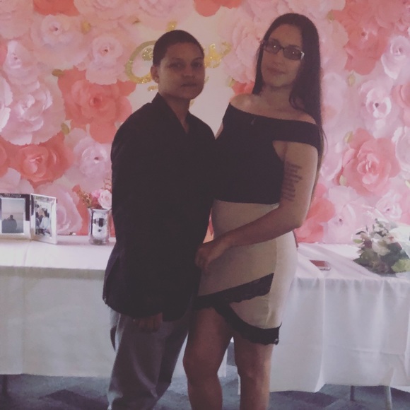 Get to know me! I'm Gabrielle โค๏ธ - Picture 2 of 4